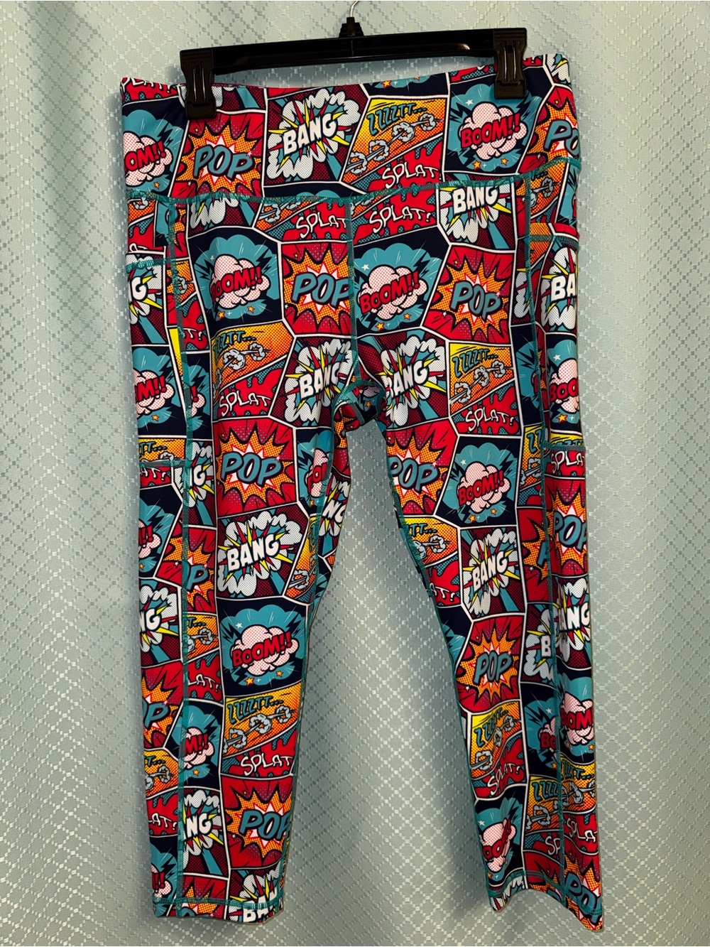 Constantly Varied Gear Women’s XL Comic Pop Capri Leggings - Red, Teal, Yellow